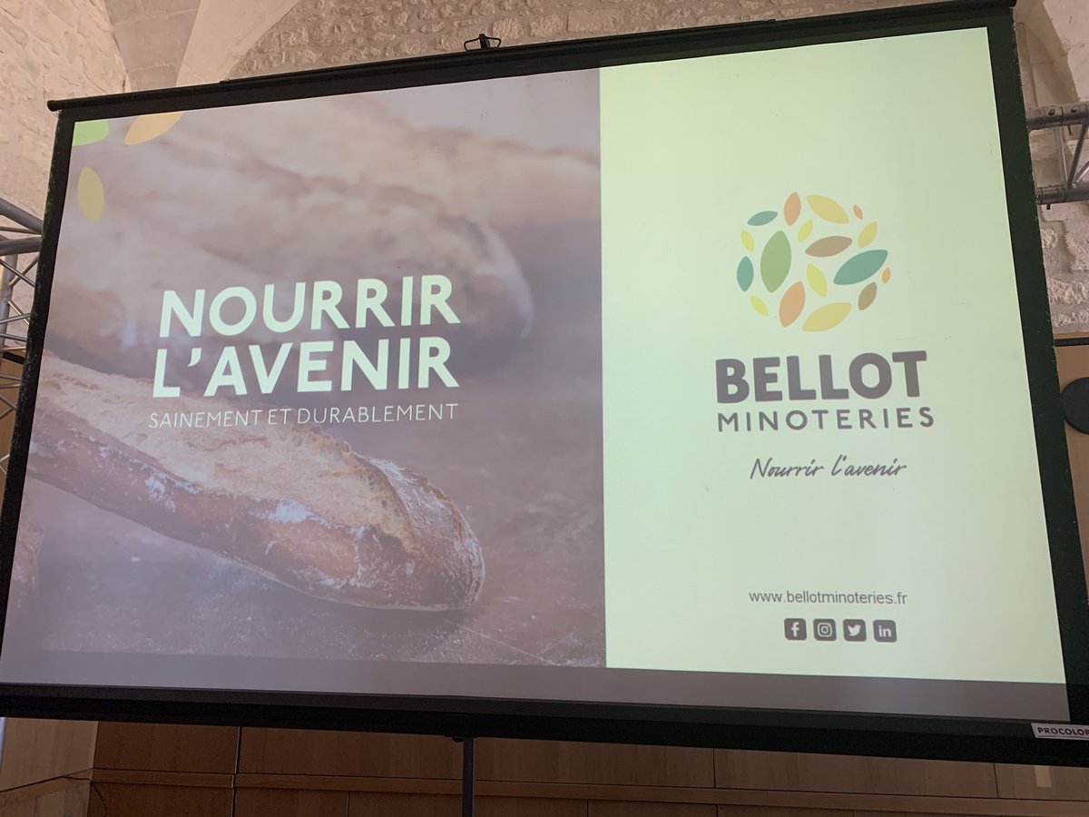 anneliseroussel's tweet photo. Présentations et échanges instructifs avec des entrepreneurs des secteurs de l’agroalimentaire et de l’agriculture du Haut Val de Sèvre : Visite programmée par @Fab_Qfflc co animateur du #CLEE Sud79. Merci à @StephaneBaudry7 maire de Saint-Maixent pour sa présence! https://t.co/1IXoboqXKt