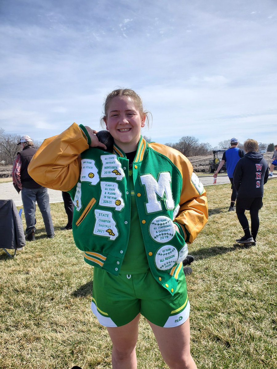 andreadabney's tweet photo. Cary Pauley with a new school record of 42-9!!!!!! The old record lasted a week. https://t.co/QklC6bOjIS