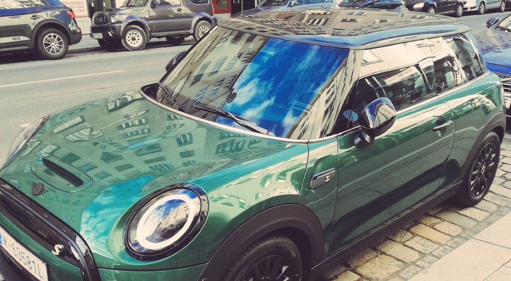 GerdaSilvestri's tweet photo. @MINI Mickey https://t.co/Qrz6hQEElP