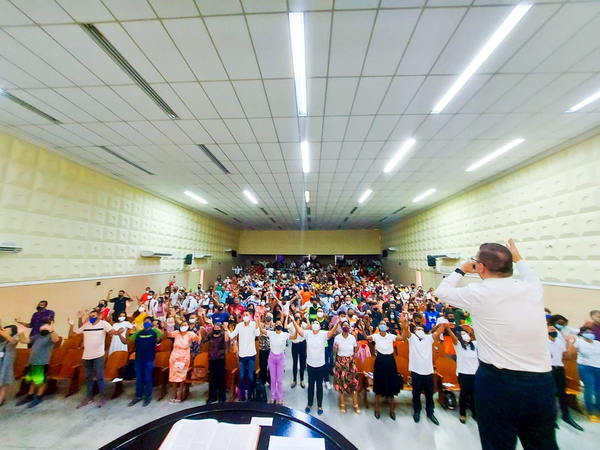 pradrianolopes's tweet photo. Todos os Domingos as 09h00 da manhã, na Av. Joaquim Nabuco 222 Centro de Petrolina. https://t.co/xk8sZtTx5Z