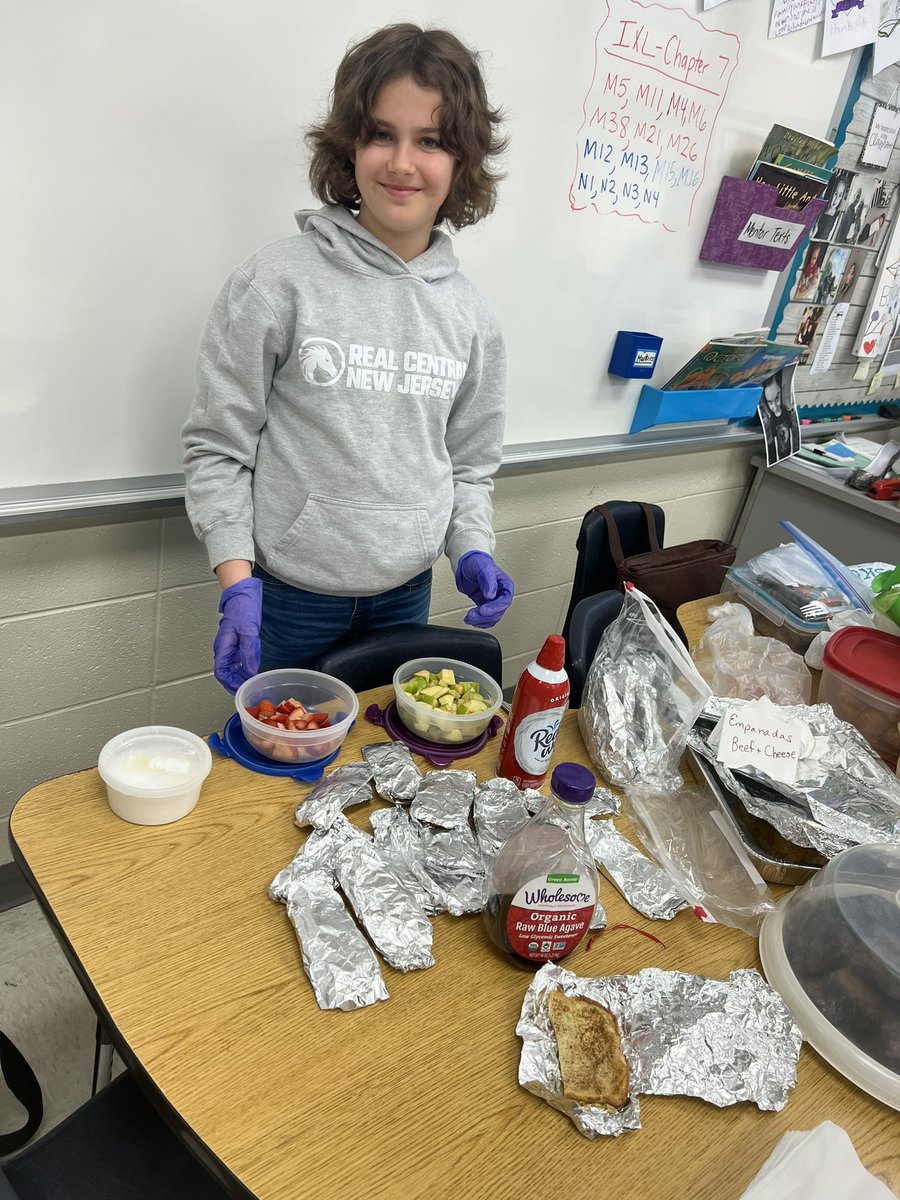 marra_tara's tweet photo. We enjoyed so many delicious recipes today… thanks to all our parents and students who worked hard in the kitchen! What a way to end our Science unit, Mixtures &amp; Solutions! #recipeprojects @JillLech @LISShines https://t.co/mOPMw4t3w3