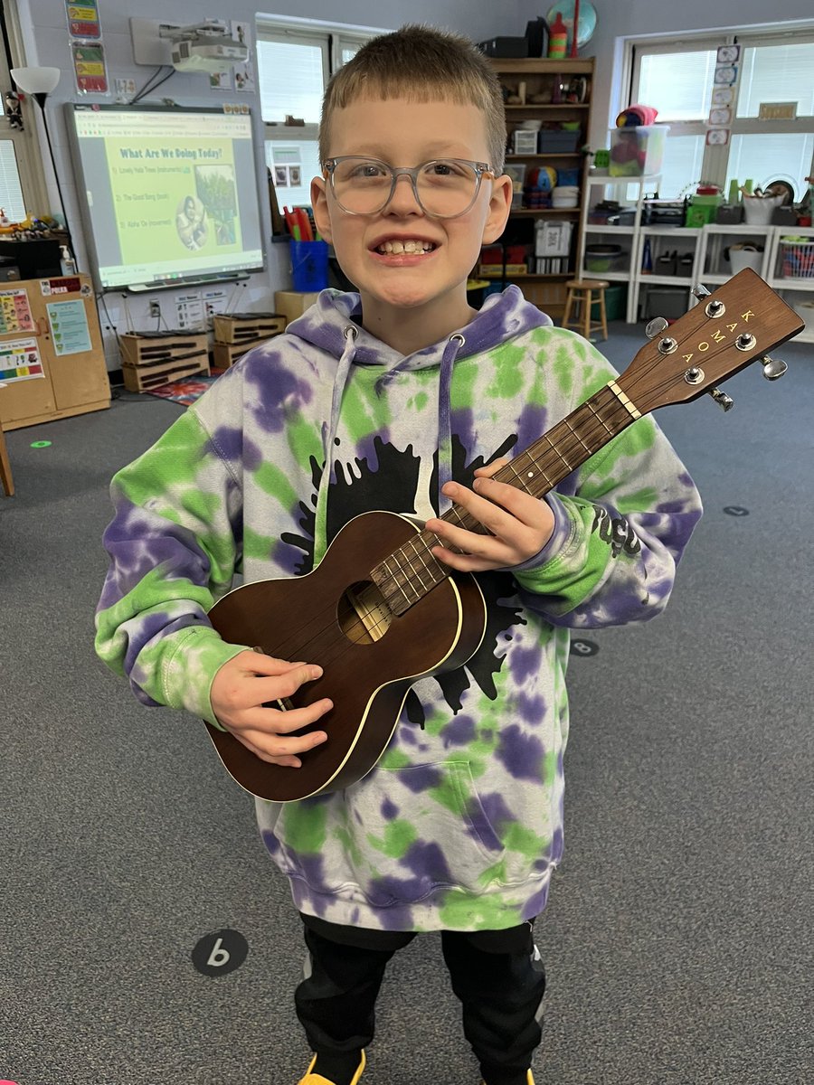 Music Explorers- Session 3, Week 1

We learned about instruments of Hawaii in today’s lesson! Ukuleles and Puili Sticks!