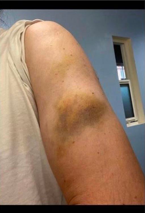 TPisAnAbuser's tweet photo. @leokimskin NO https://t.co/XFKNzSjQal