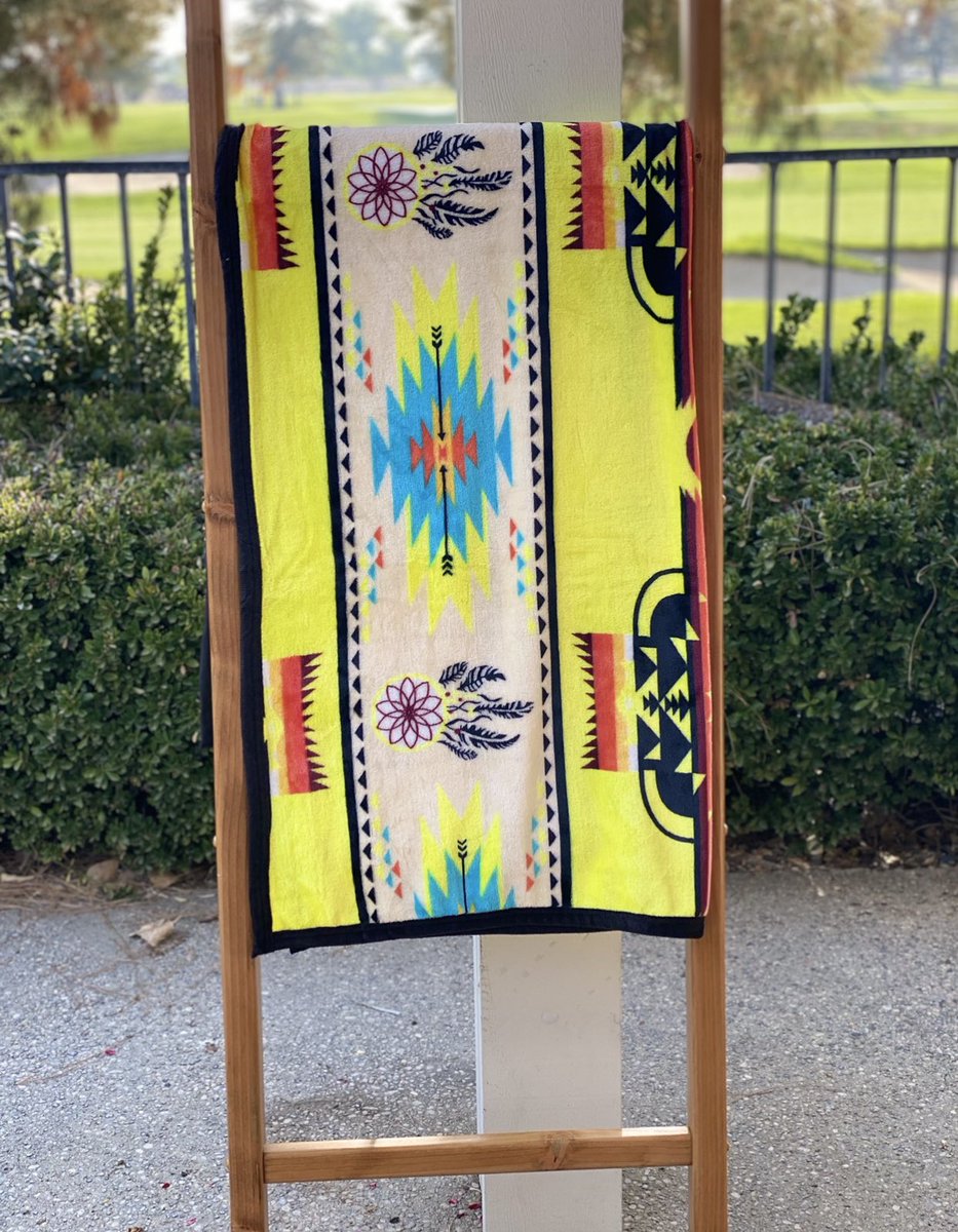 lopezbeading's tweet photo. Kids blankets now available on https://t.co/Xp5woQbiN0😉✨ https://t.co/LHb08tsvfU