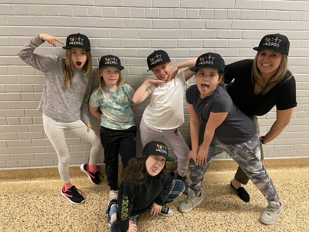 ms_stevenskr's tweet image. Fostering a love for learning is what it&apos;s all about. These students have been working incredibly hard creating their own book club called the &quot;Tasty Weird&apos;s&quot; Check out their amazing SWAG. Coming soon! Books available for rent in the New Central Library