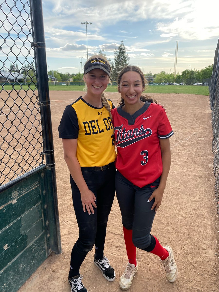 cabreezepirkey's tweet photo. #24 Ari Bottel and #33 Amaya Page are all smiles after their HS Varsity game tonight! ππ Great job ladies!
@bottel2024
@amayapage2023
#cabreezepirkey #gobreeze #softball #fastpitch #strongertogether #teamfirst https://t.co/l3fZ1a54Jl