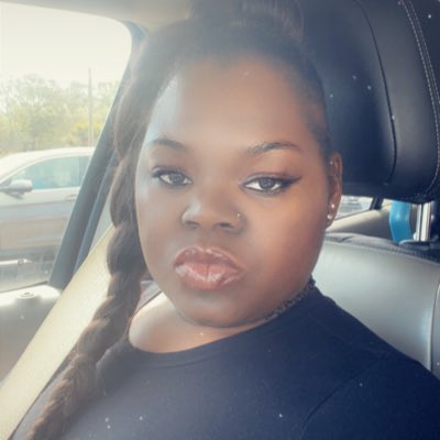 Rennimom18's tweet photo. #NewProfilePic https://t.co/R62ytFR8Ia