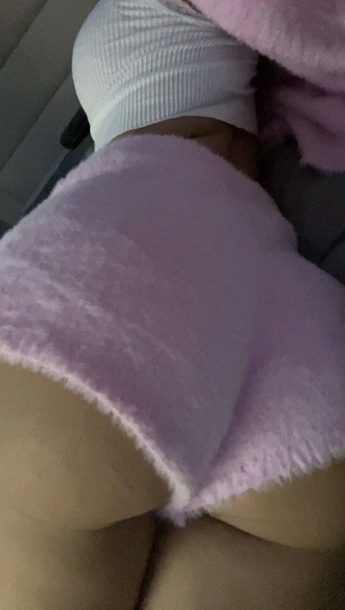 Marissa2355's tweet photo. Screw it 🙈 every RT gets a nude in dms #Snapchat #dm
#horny #sexting #sext #kik #AdultWork #itcf #snapchat #tinder #RedditPlace https://t.co/lSfZYdxqTh
