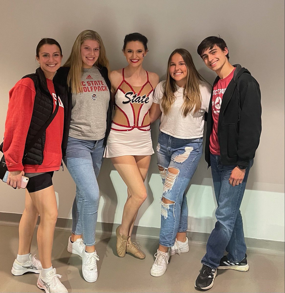We had so much fun cheering on Allison, @NCSUCheer, @ncsudanceteam, @NCStateMusic, Mr. and Mrs. Wuf, and @ncsu_ladypack tonight at their send off performance! Everyone was AMAZING and good luck this week at Nationals!!! GO PACK!!❤️🖤🐺