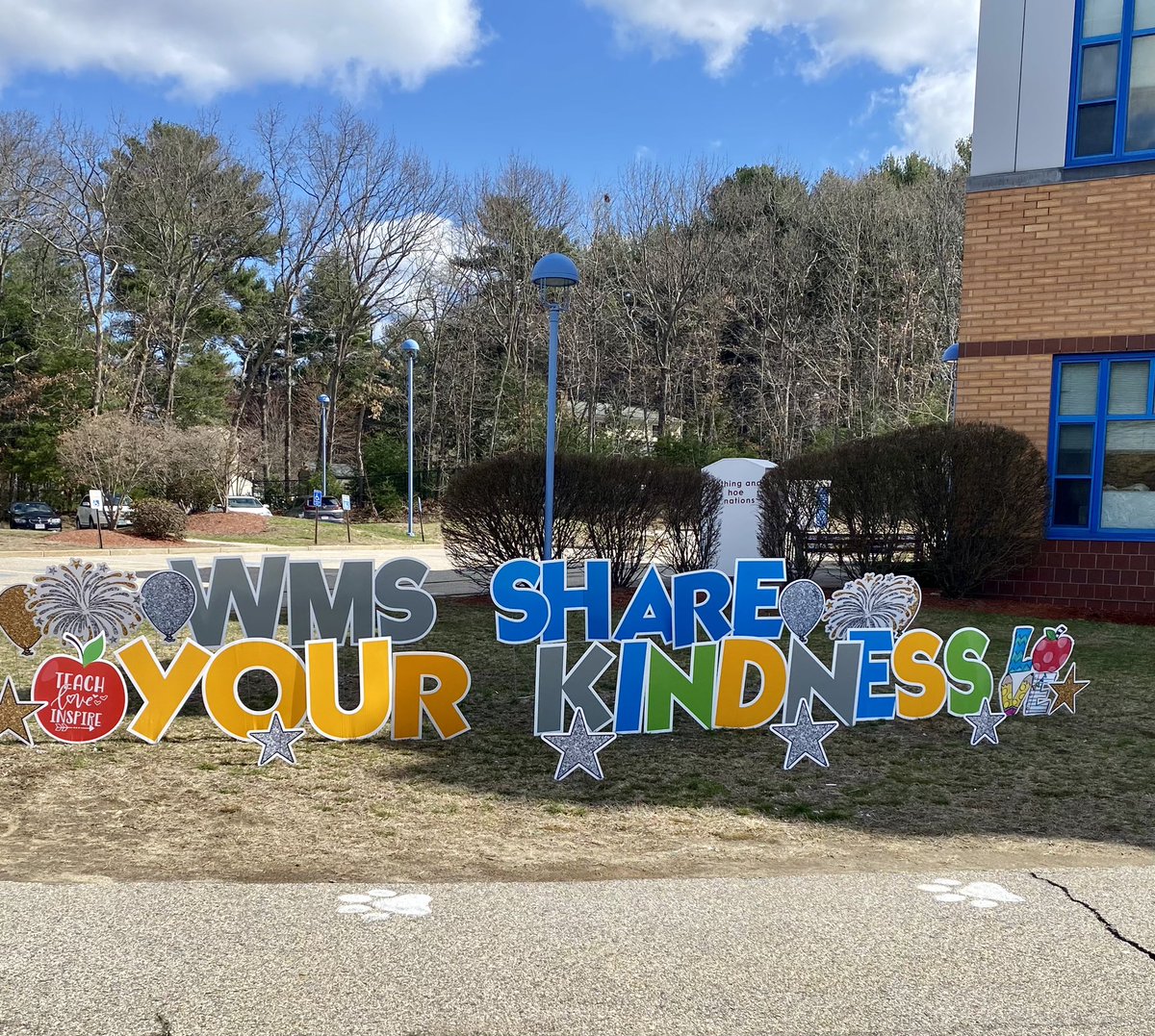 CSE5's tweet photo. Always be a little kinder than necessary! Share the good! @WilmMiddle https://t.co/twAy5UxHbu