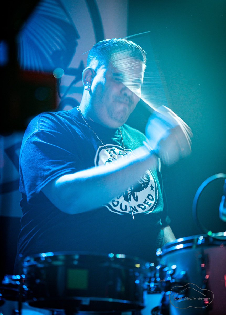 StayGrounded253's tweet photo. Everyone help us wish our drummer & brotha @dtorresdrums a Happy Birthday! Have a great day brah! โค๏ธ๐๐
๐ธ: @dealmediagroup
#happybirthday #hauสปolilฤhฤnau #dummer #yamahadrums #dwdrums #zildjian #remo #puertorico #reggae #reggaedrummer #staygrounded #jazzbones #tacoma #drums https://t.co/2lAQ6ehE8r