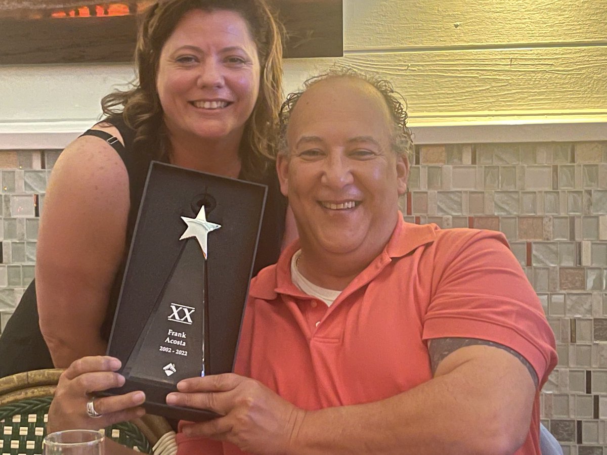 Celebrsting Frank Acosta, 29 openings, 20,000 mgrs coached and taught —20 years of making a difference.  #maggianosway.