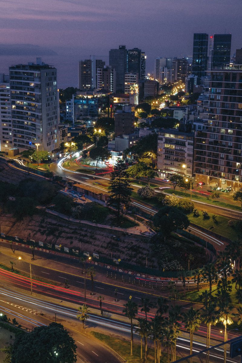 CarlosGoNFT's tweet photo. Missing Lima

#rooftoping #cityscape #photography https://t.co/MdFMfMSylr