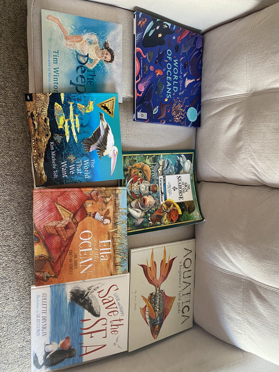 sandytrustteach's tweet image. Raffe is way better than me! It depends on why.. I truly do love “ The Sign of the Seahorse” #PSTtrust