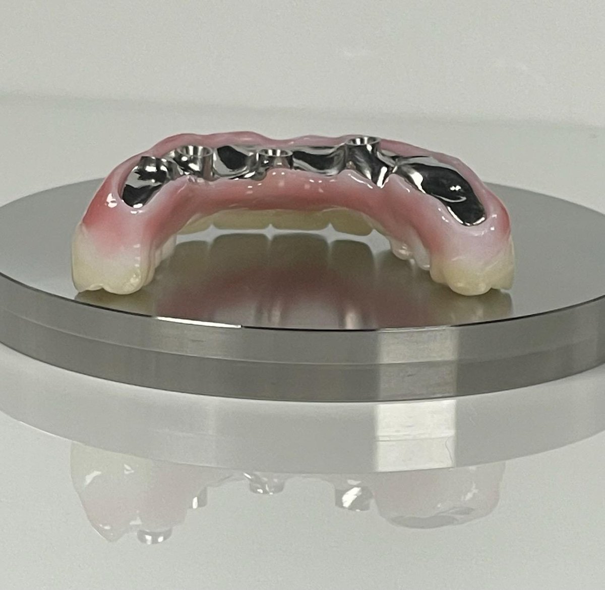 DigitalEdgeLab's tweet photo. #ZirconiaFullArchHybrid solutions with hygienic Ti-bars. #Hyperdent Template Generator Module and user defined parameters make any custom design possible with no hand work needed.
https://t.co/s7QKB93Ico https://t.co/GC3KMCvMMI