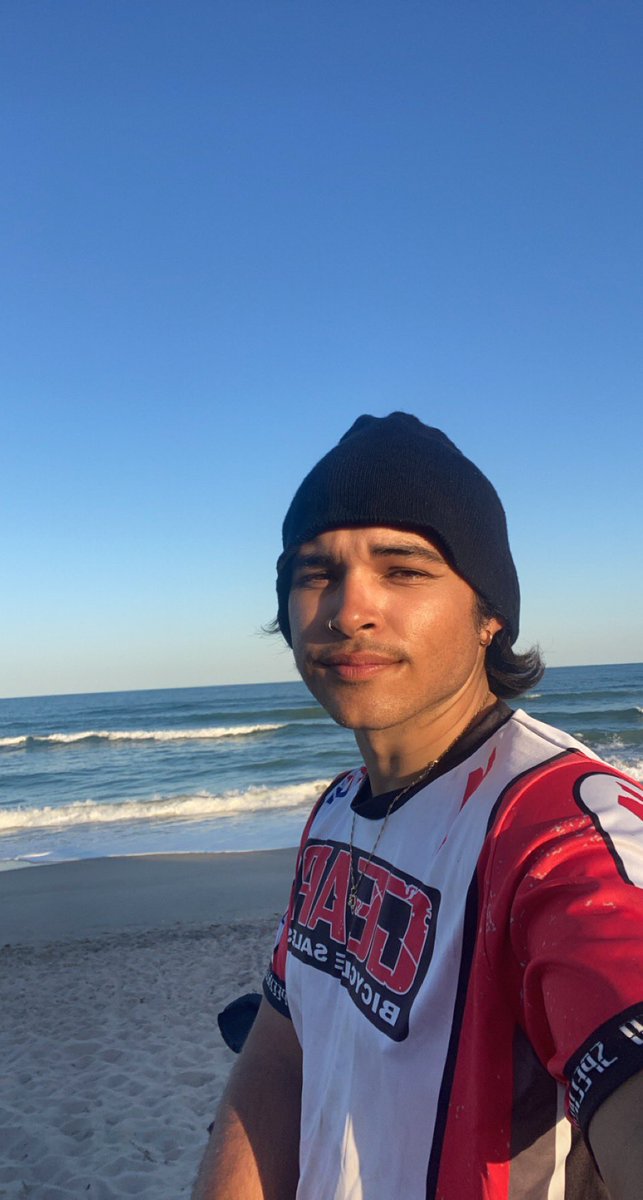 rubydrummr's tweet photo. damn son just rode my bicycle from San Diego, CA to Miami, FL🍾 https://t.co/D7q3Fq4usK