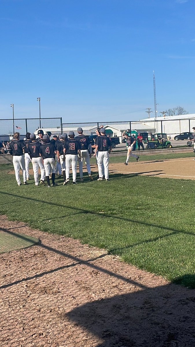 SCW_Baseball's tweet photo. #3 Jrue Blassingame Homer, brings #18 Disselhorst and #22 Patterson home, 3-0 Top of the 4th #RollTribe #StingerDinger https://t.co/ZQfYBiidHL