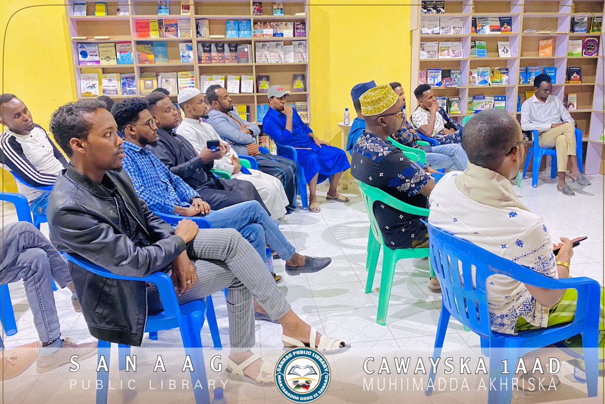 SanaagLibrary's tweet photo. Maktabaddu waxay bulshada uqaban doontaa Ramadaanta cawaysinno aqooneed, caawa ayayna soo qabanqaabisay kii u horeeyay kaas oo lagaga hadlayay sida uu qofku u xoojin karo xirfadiisa Akhriska. https://t.co/VJuNsOFxJi