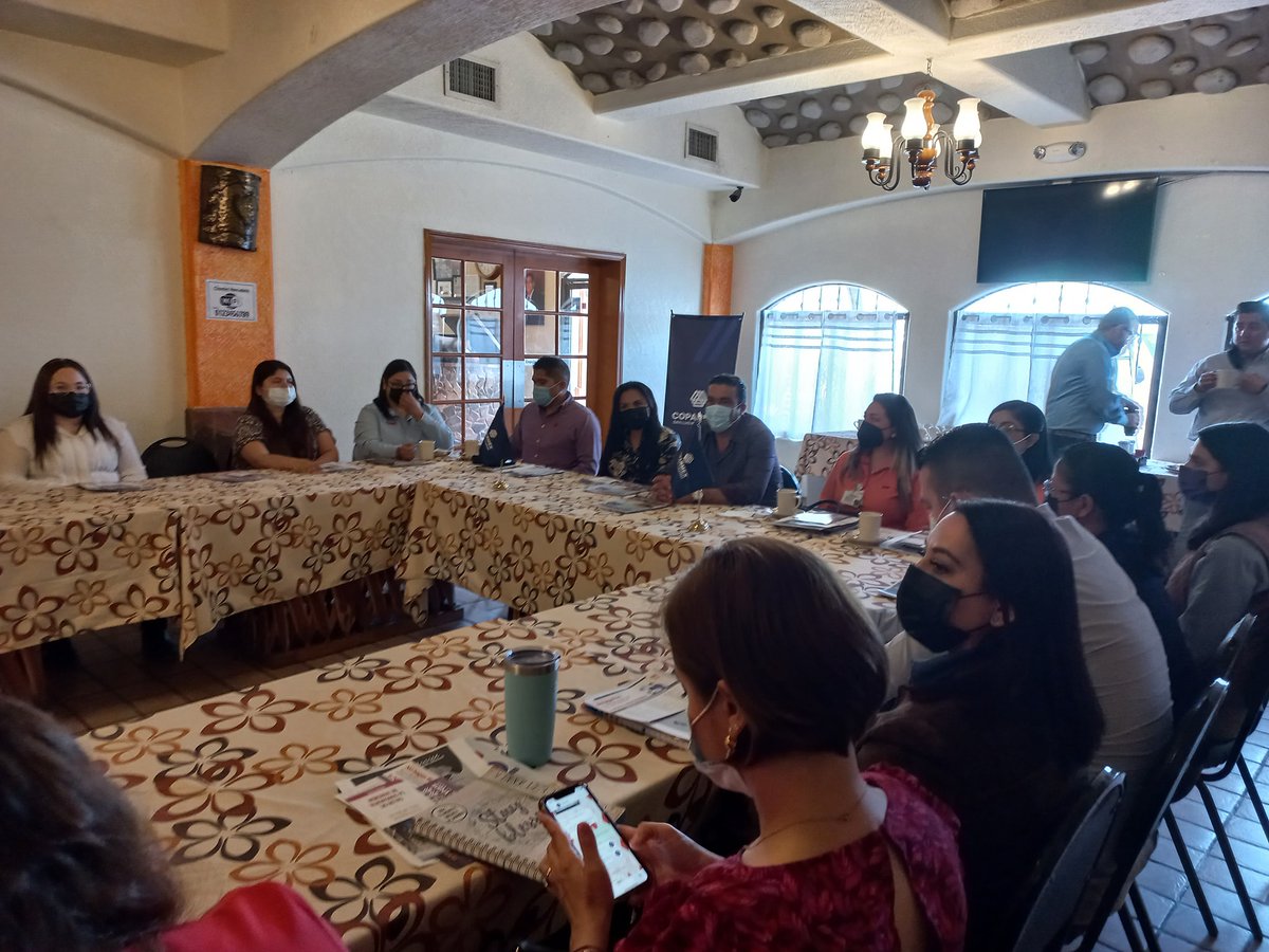 Socios <a href="/CoparmexSlrc/">Coparmexslrc</a> en exitosa y activa participación en plática empresarial presencial "Alternativas de financiamiento INFONAVIT y portal empresarial" con personal directivo en San Luis RC de <a href="/Infonavit/">Infonavit</a>, Karla Soto, Verónica Ramírez y Francisco López #SeSocioCoparmex
