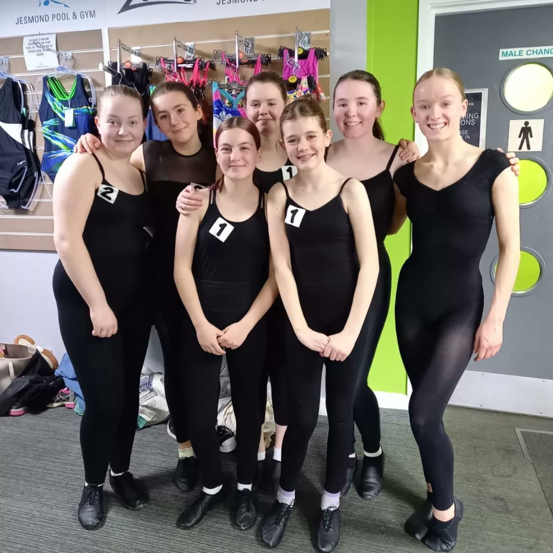 _Erin_H's tweet photo. Some of our gorgeous exam dancers. Well done to everyone who took part!
#dancers #dancer #dance #danceexam #danceschool #danceclass #examtime #welldone #newcastleupontyne #newcastle #jesmond #danceteacher https://t.co/Y9n3scHv8V