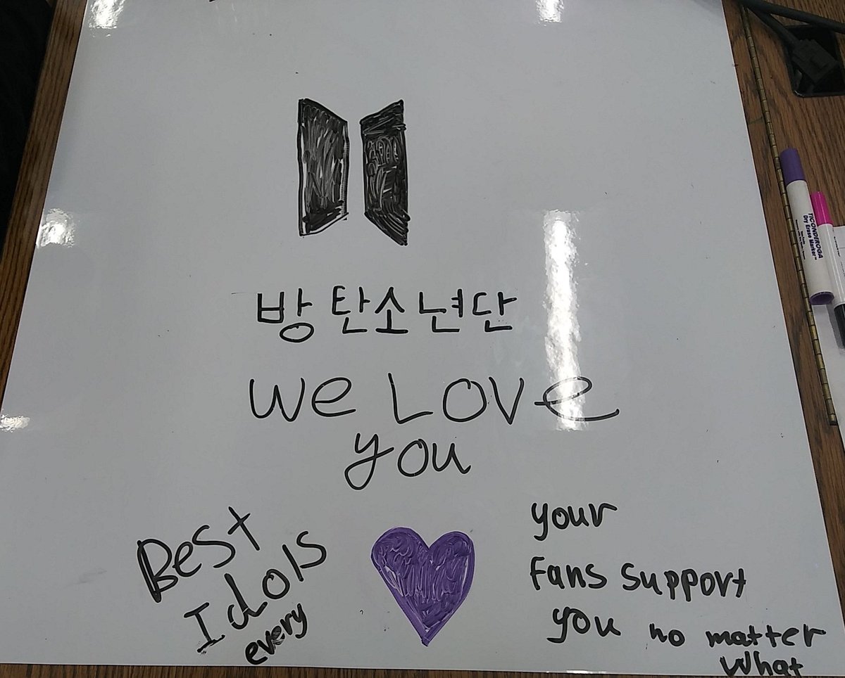 Cooky412's tweet photo. @BTS_twt we purple u 💜💜💜💜💜💜💜💜
#BTSARMY https://t.co/ghpwCx7WUA