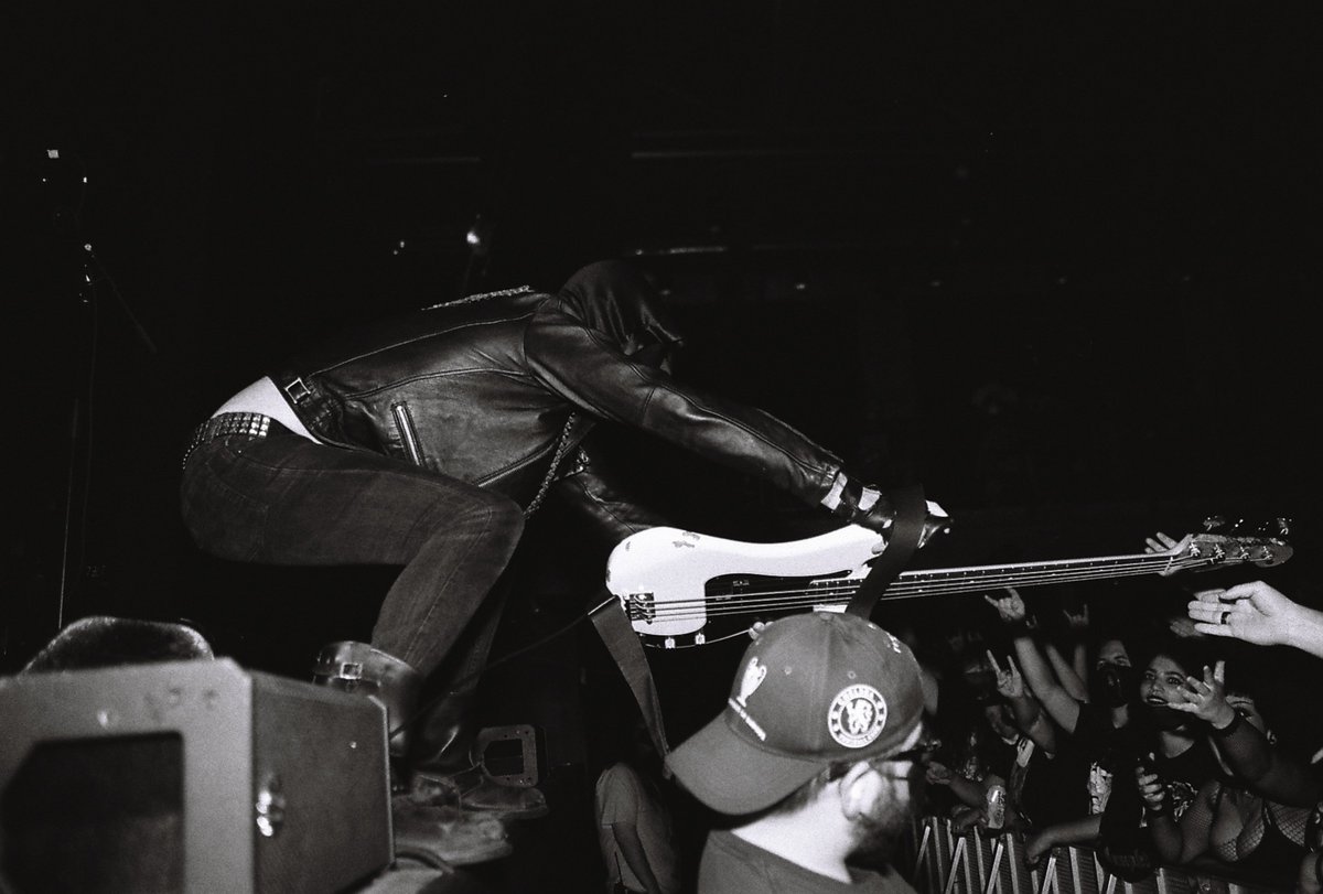forgerelli's tweet photo. Midnight. 9/25/21.

Uncropped film photo.

#athenar #vanik #midnightband #bandphotography #musicphotography #blackandwhite #blackandwhitephoto #photography #bnw #photooftheday #filmphotography #35mm #35mmfilm #photographer #filmisnotdead #metalphotography #speedmetal #blackmetal https://t.co/0WPmVkJXQg