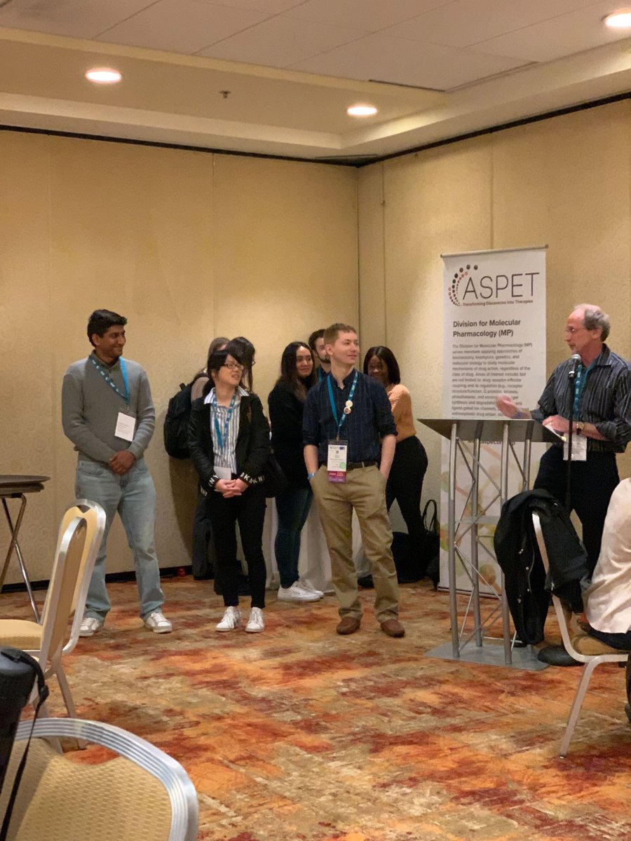 Incredibly proud and honored to work with this guy <a href="/IsaacFisher_/">Isaac Fisher</a> who won the best post doc of the year at the Aspet molecular pharmacology <a href="/ASPET/">ASPET</a> <a href="/angelinelyon/">Angeline Lyon Lab</a>. Congrats to Yu Chen too!!! Purdue clean sweeps!!!