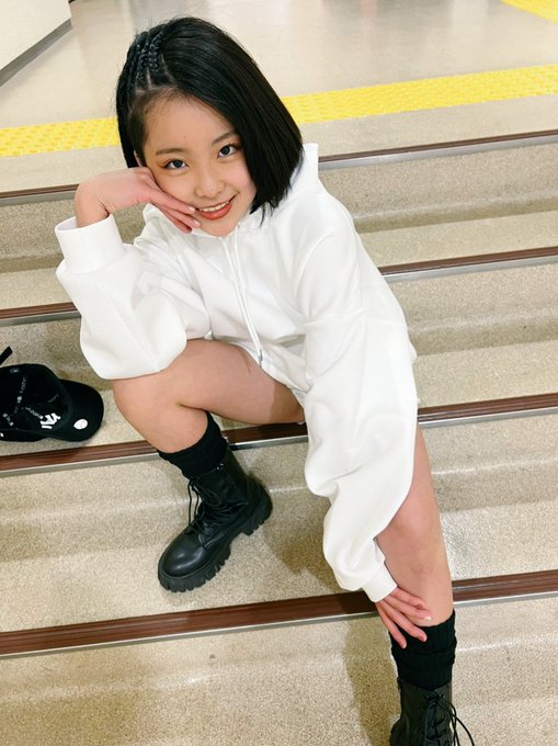 HANNA First Starの美少女JCダンサーが可愛すぎる!