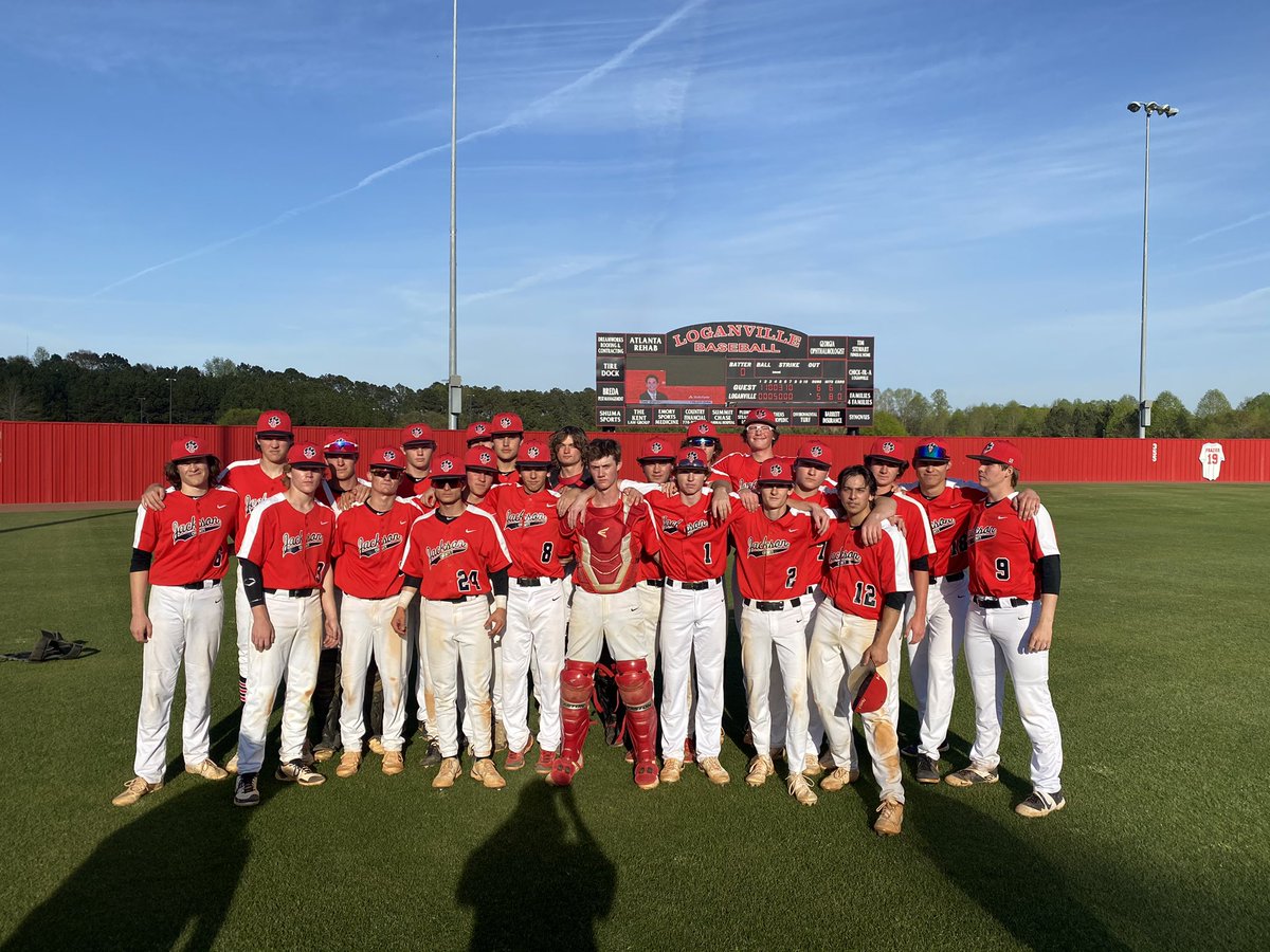 Varsity goes on the road and picks up a HUGE region WIN over #2 Loganville!!! 

Jack Venable- W - 7IP - 5K

<a href="/sam_bradley2024/">Sam Bradley</a> 2-3 - 2B - 2RBI

<a href="/WestonSkinner1/">Weston Skinner</a> 2-3

@nick97393869 2-4 1RBI

#FAMILY #CreateCHAOS 🐾⚾️