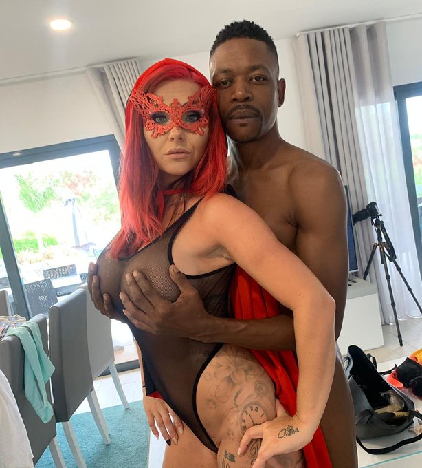 who thinks me and @longwoodx should shoot again?? https://t.co/oU5AZnnY9L<a class="tags" href="/tag/longwoodx">@longwoodx</a><a href="/tag/food"class="tags"><span>#food</span></a><a href="/tag/budapest"class="tags"><span>#budapest</span></a><a href="/tag/pussy"class="tags"><span>#pussy</span></a><a href="/tag/pornlife"class="tags"><span>#pornlife</span></a><a href="/tag/eatme"class="tags"><span>#eatme</span></a>