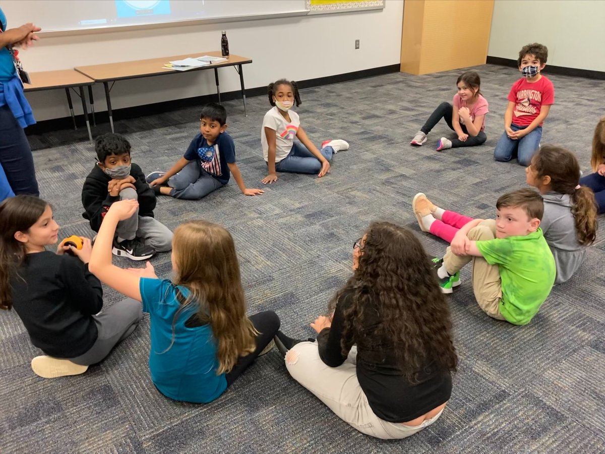 HarringtonPasar's tweet photo. Students participating in a community circle and sharing what they did over Spring Break! https://t.co/rg68ZqVnI9