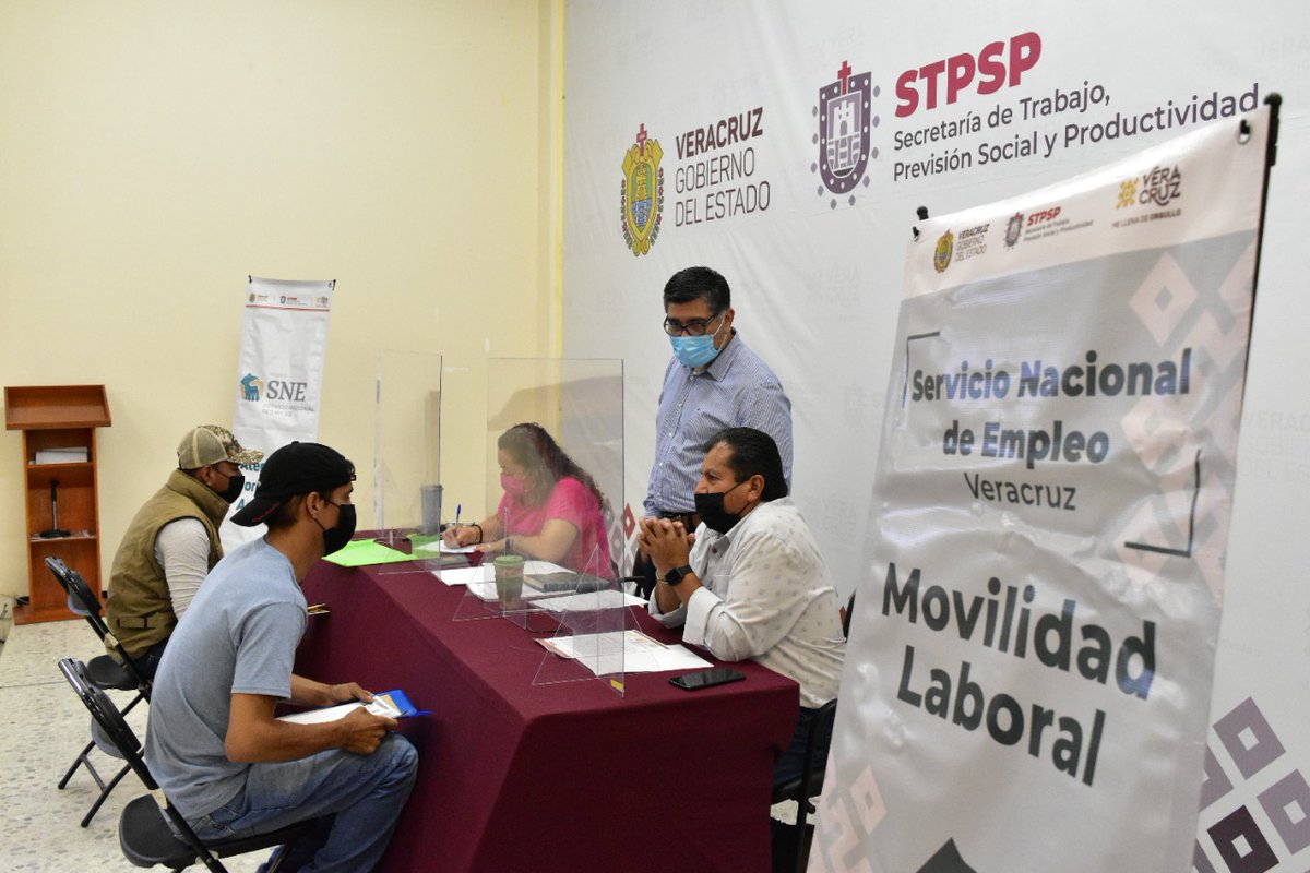 📰#VeracruzMeInforma:

🔸Este lunes se llevo a cabo el reclutamiento presencial para Jornaleros Agrícolas en nuestra Unidad Operativa #Xalapa del #SNEVER. Recuerda que podrás acudir en la jornada de mañana en horario de 9:00 a 15:00 horas.