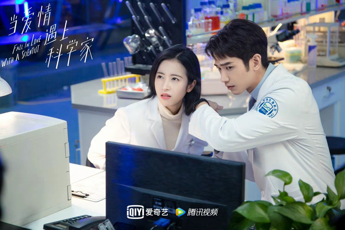 TOPSPINKA's tweet photo. #FallinLovewithaScientist
นักวิจัยหนุ่มหล่ออัจฉริยะกับนศ.รุ่นน้องคณะเดียวกัน ความรักออนไลน์ที่พระเอกไม่กล้าเผยตัวเพราะถูกเกลียดตั้งแต่เจอกัน
เบาๆเพลินๆ พระเอกชอบนางเอกมาก แต่ความเด็กเนิร์ดไม่ประสีประสาสิ่งที่ทำมันเลยน่ารักขำๆ
#JasperLiu #ZhouYuTong
#สะดุดรักนายนักวิทย์ #ซีรีส์จีน https://t.co/O6nr8Z9ukG