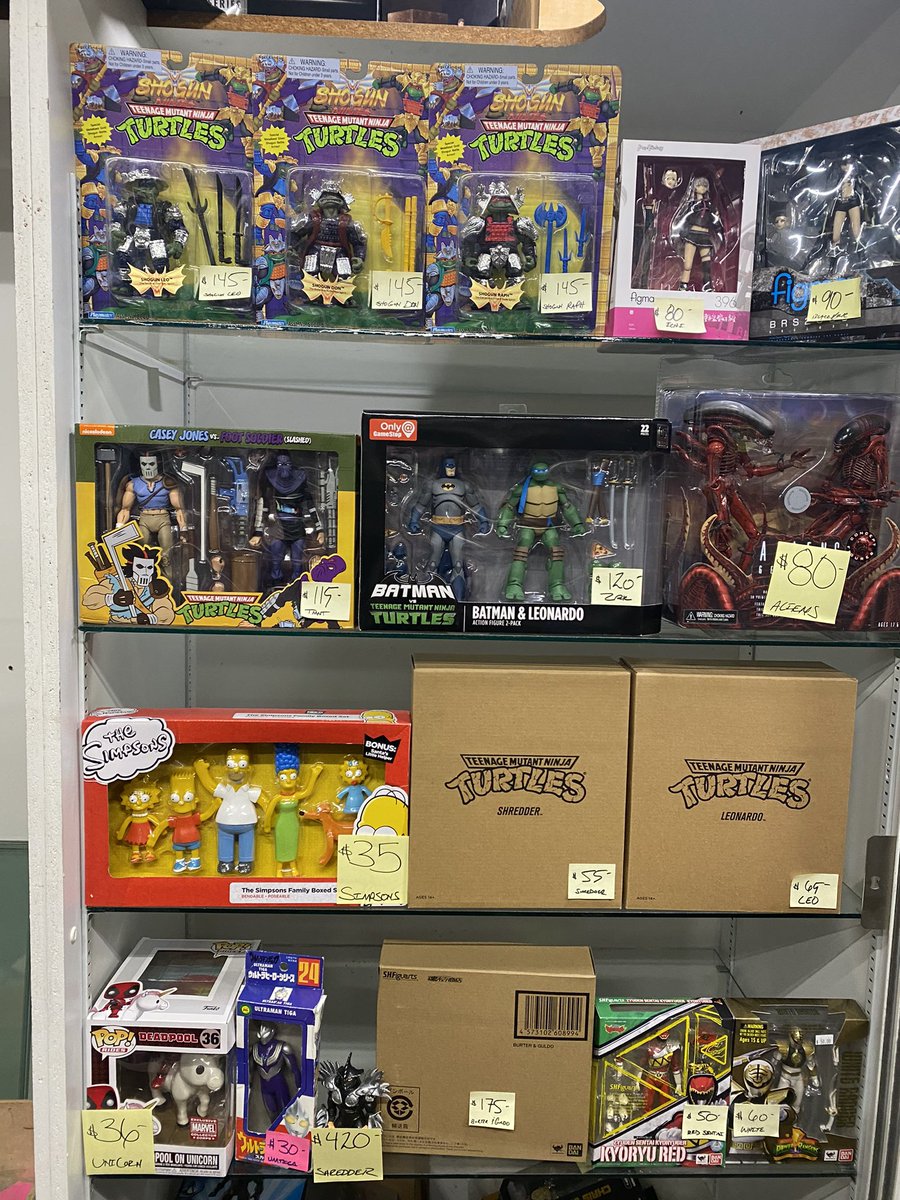 Toyvomit tweet media