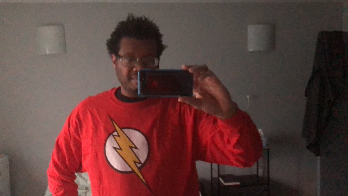 shift_in2_turbo's tweet image. What do you think? New long sleeve shirt from @SuperHeroStuff #flash #worldsfastestman #fastestmanalive #dccomics #SpeedForce #wallywest #barryallen