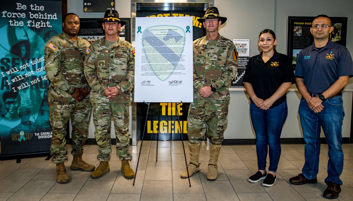 1stCavalryDiv's tweet image. This afternoon, Maj. Gen. John Richardson and Command Sgt. Maj. Shade Munday signed a proclamation signifying the #FirstTeam’s commitment to eliminating sexual assault and harassment within the Army.
#SAAPM #WeAreTheCAV #TheStetson  #TheBigYellowPatch #1CDCG #1CDCSM