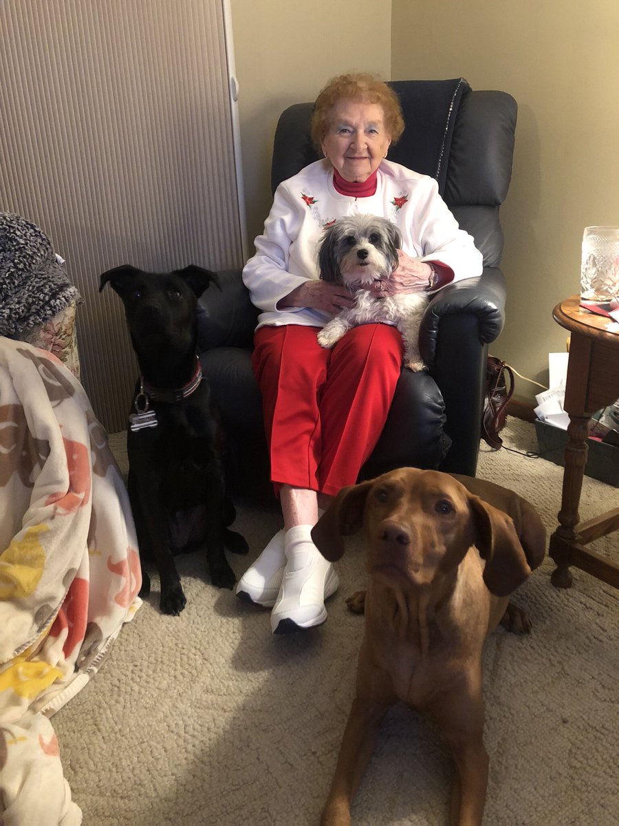 Emily Sowinski tweet media