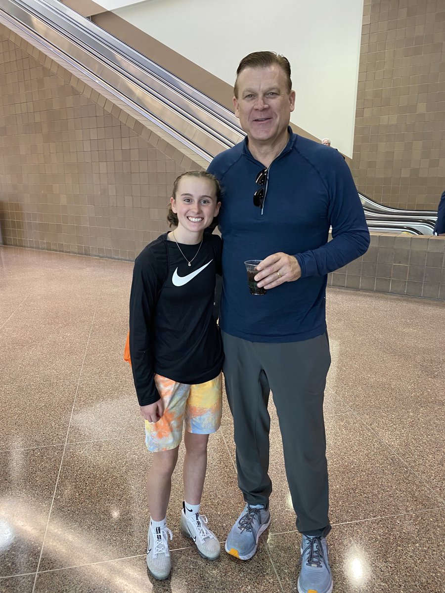 coachwilde's tweet image. Illinois or Iowa 🏀👍👎🤷‍♂️ #Underwood #McCaffery