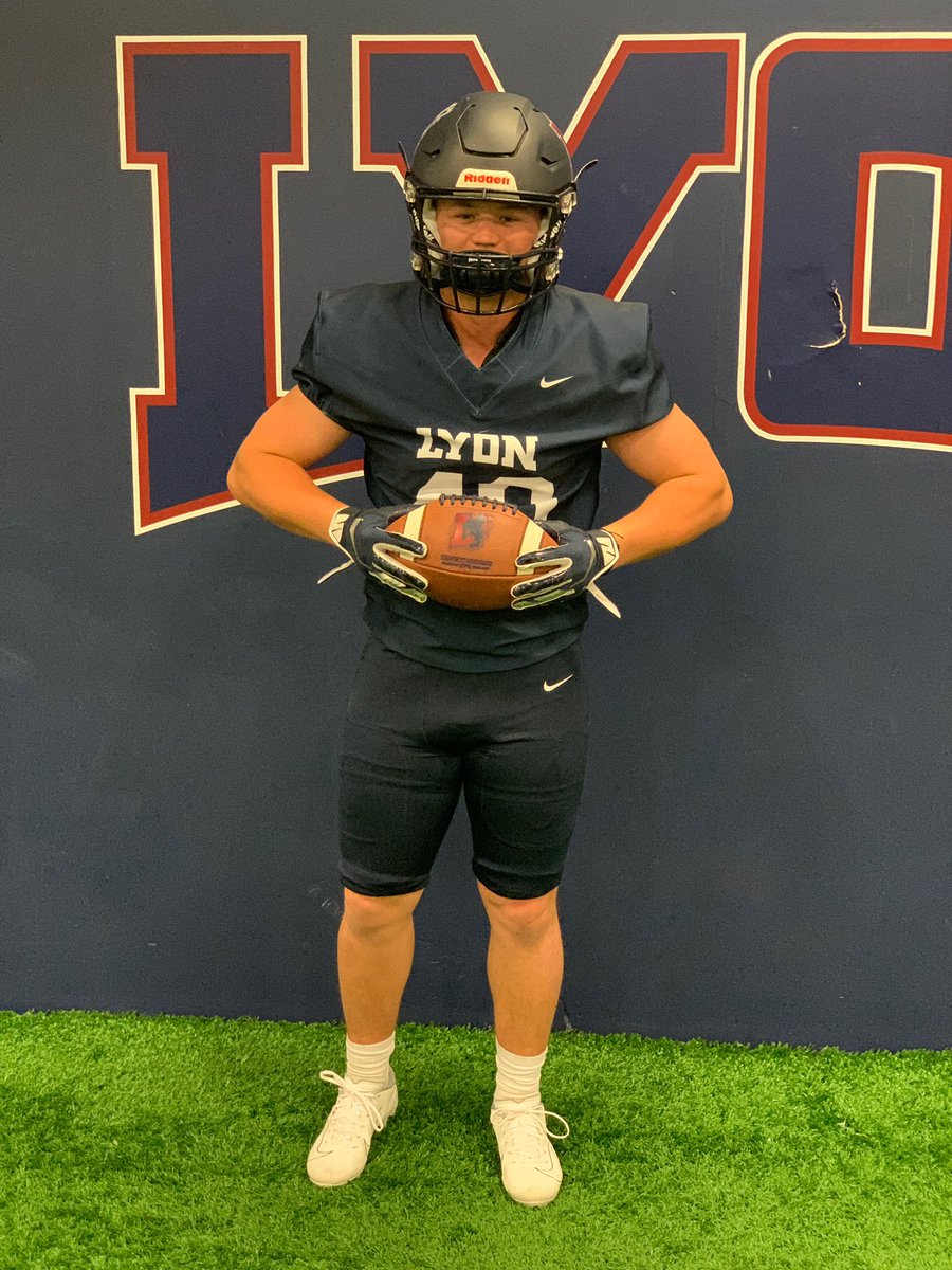 austinswaim6's tweet photo. Extremely blessed to go on my second visit to Lyon College!🙌 Thanks to @LyonHBC @coach_grinde https://t.co/cSq8MJBiBE