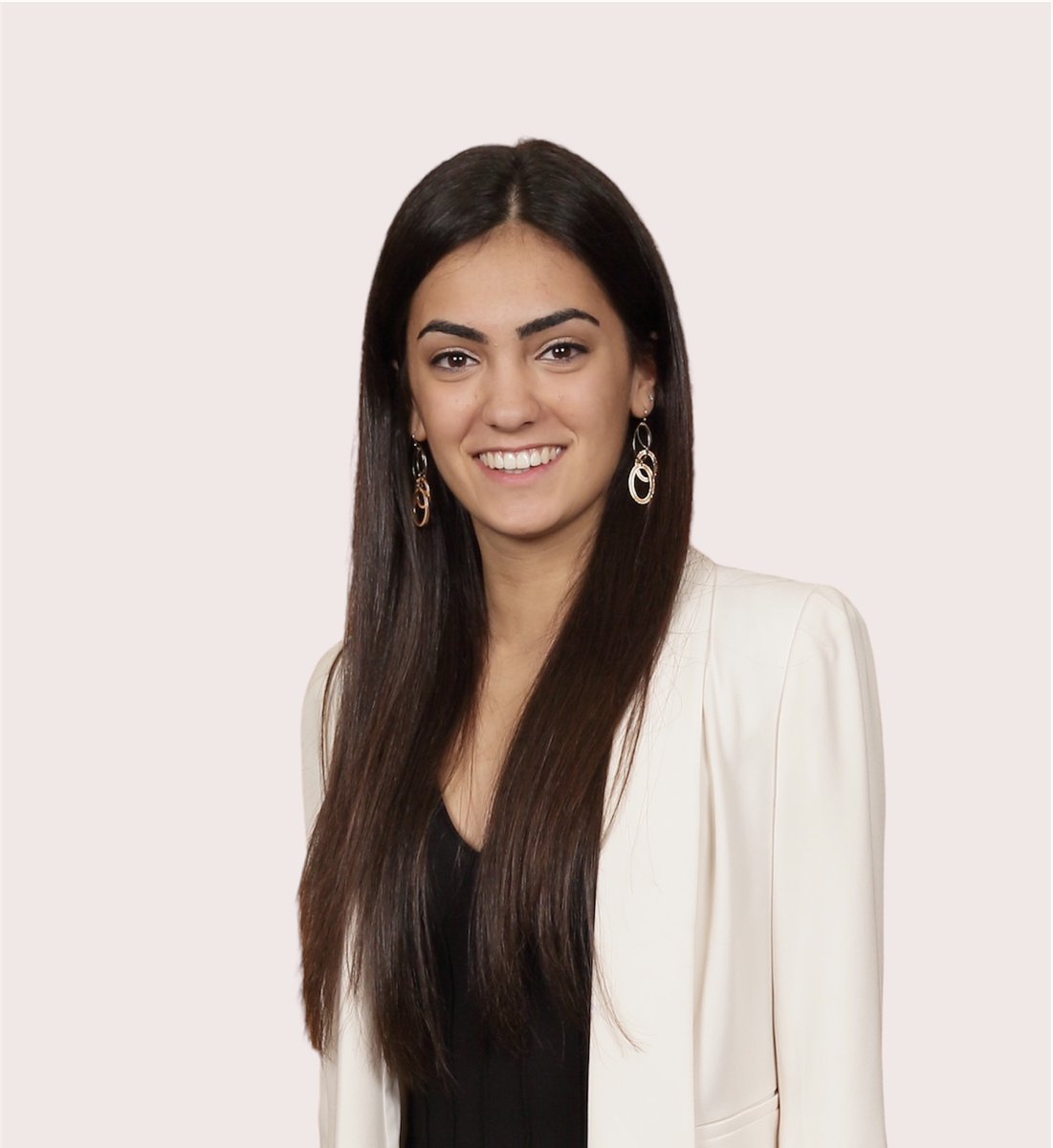 Hi #MedTwitter 👋🏼 My name is Jade Lerner, I'm an #IMG studying <a href="/StGeorgesU/">St. George's University</a> applying to IR/DR #Match2023! Interested in global health and passionate about #WomeninIR. Can't wait to connect with fellow applicants, mentors, and anyone willing to talk radiology 🤓 #FutureRadRes