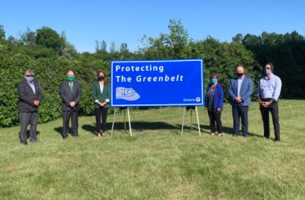 Media Release: It's official - Conservation Authority now owns 360 hectares of forest and wetland in northern York Region. Land transfer is the largest of its kind in Lake Simcoe Watershed. Full release: lsrca.on.ca/Pages/Conserva…