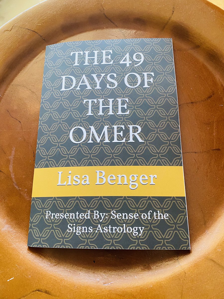 SignsSense's tweet photo. 📚TAKE A L👀K inside The 49 Days of the Omer📚PAPERBACK:￼
THE 49 DAYS OF THE OMER: Presented By: Sense of the Signs Astrology https://t.co/FF8cLo04F5 

#Omer #CountingTheOmer #49Days #49DaysOmer #OmerCount #Passover #Passover2022 #Seder #Jewish #Judaism #Kabbalah #Torah #books https://t.co/YNCoEDHBYD