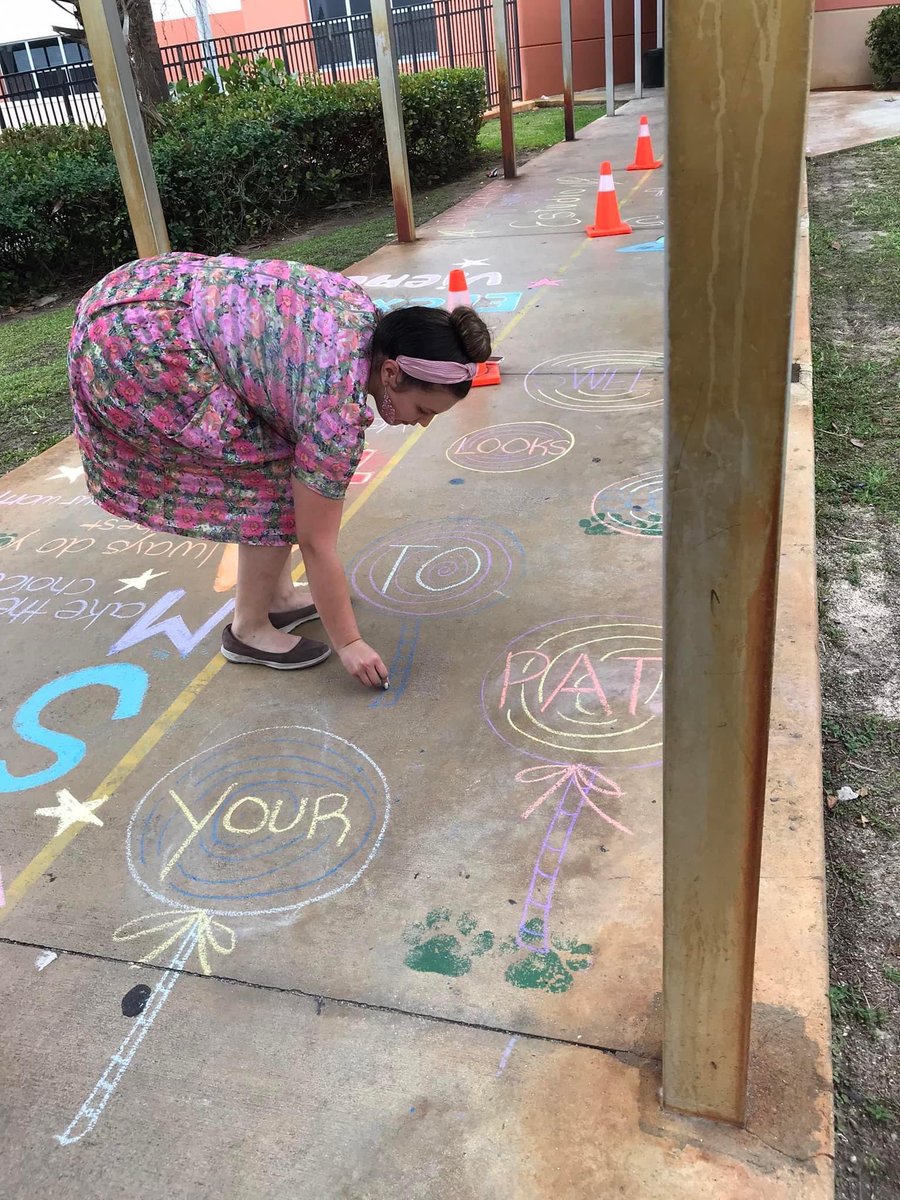 HighlandElemPBC's tweet photo. Our Panther staff creatively inspires our intermediate students to #SlaytheFSA this week @villani824 @4literacylife @epwlandp @emartinezPBC @FroggieHighland @SVELEZ4EDU https://t.co/KawtaLODuP