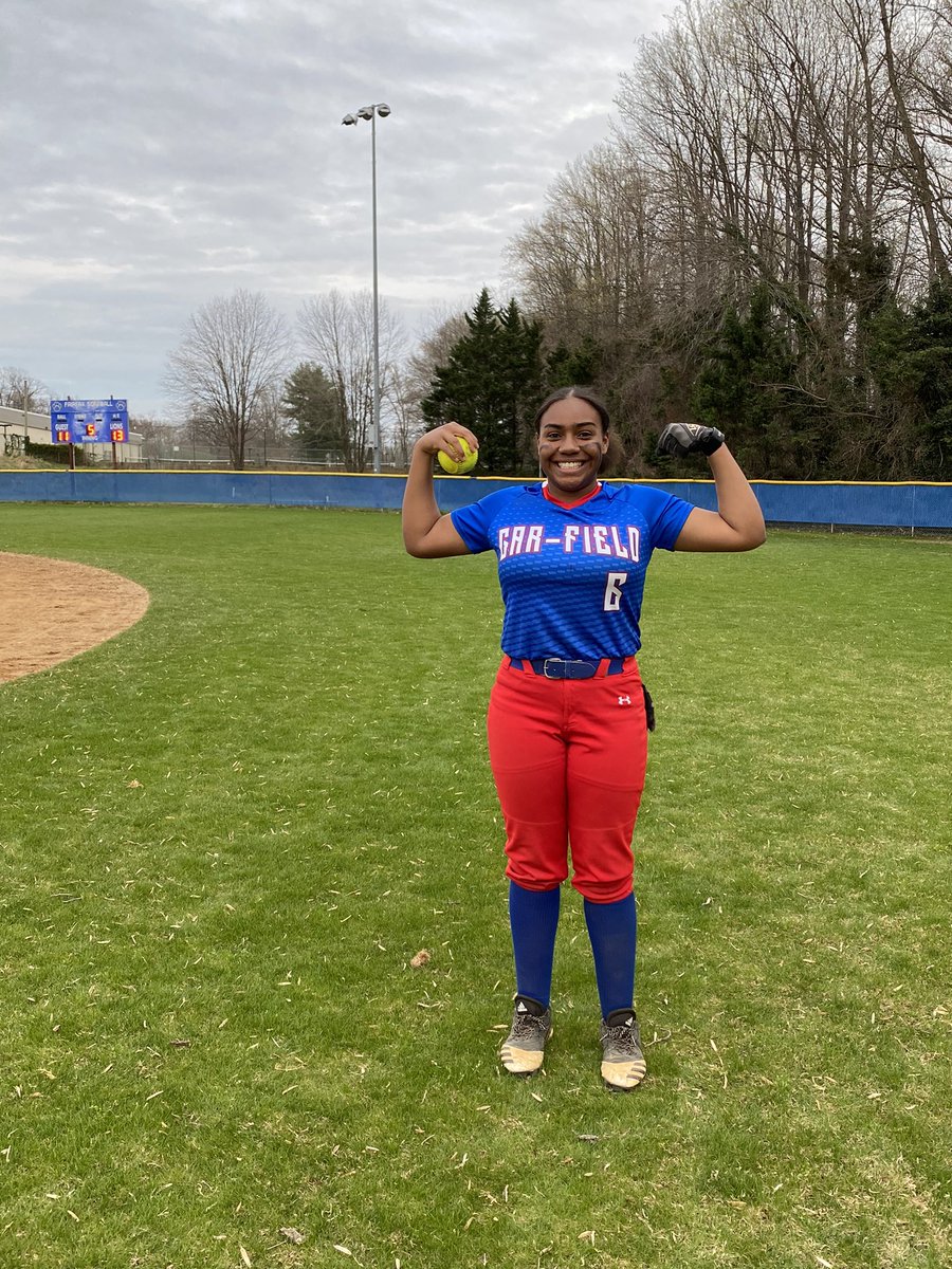 GFHSSoftball's tweet photo. πͺπΌ letβs go Lady Red Wolves softball! β€οΈππΊπ₯ we are getting better each day, still a lot of work to do & we are ready for the journey! Same time tomorrow, 4:30p away at Fairfax HS for another tournament game! Proud of this team π #GoBigRed #GFHS #RedWolves @G_FHSAthletics π₯ https://t.co/oTJrfHPpLT