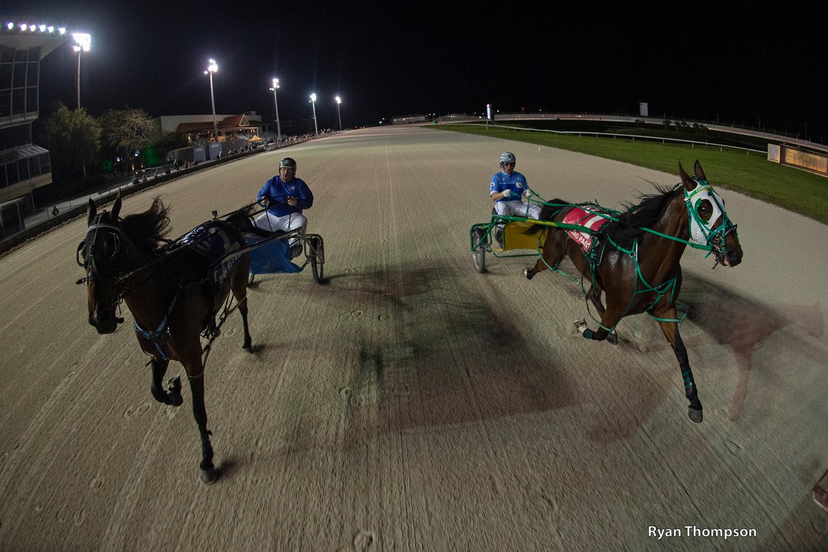 RyanFromChicago's tweet photo. The start of the "Battle of the Big Mouths" match race between @gabe_prewitt and CASIE'S BELIEVER (1, right) and @AnnouncerPete and DON'T CHIP ME  (2, left) tonight @IsleRacingPP. #SendItInDerby https://t.co/cFyx2xelvj