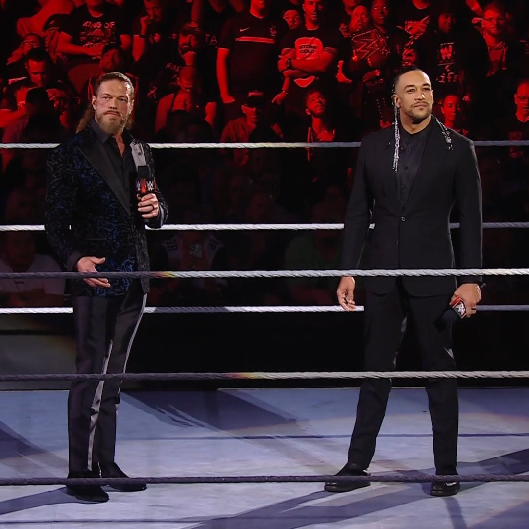 WWE's tweet photo. You think you know them?

@EdgeRatedR @ArcherofInfamy #WWERaw https://t.co/D75BVCcn9F