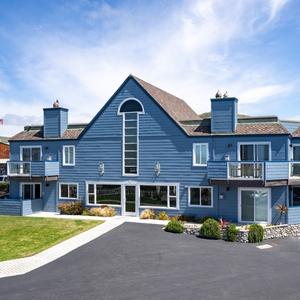ShorelineInnCA's tweet photo. NEW Photos of Shoreline Inn - https://t.co/KN7syKjnkG https://t.co/4nT1JNFywk