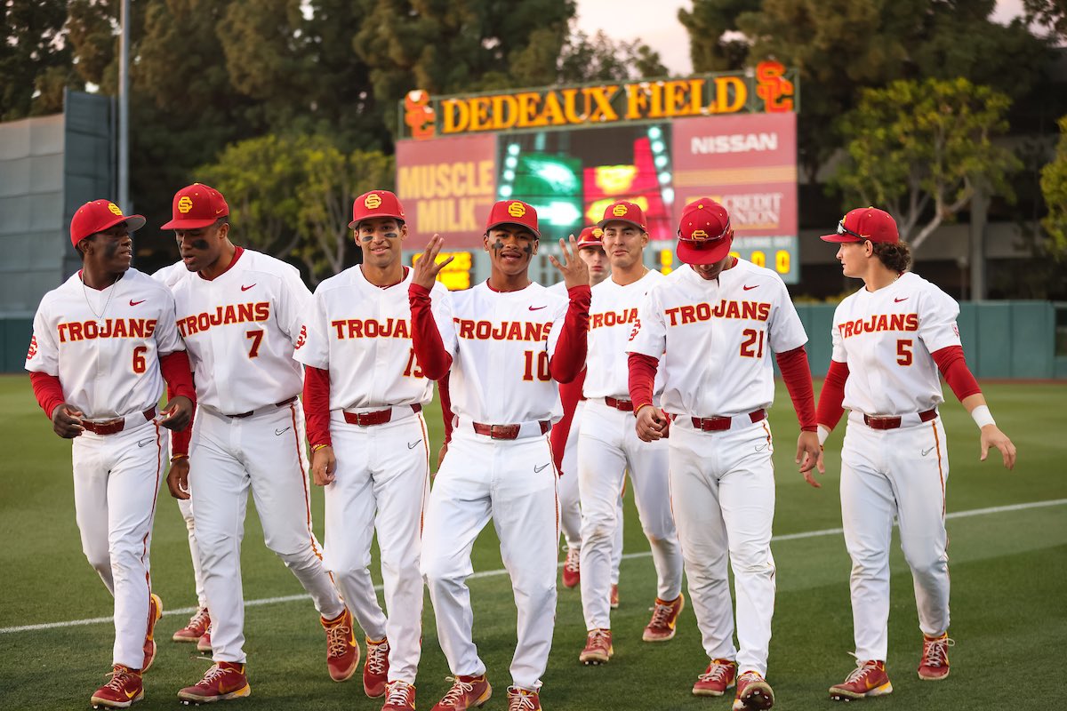 USC Baseball on Twitter: "Good vibes only at Dedeaux 😎⚾️ ️ #FirstPitch