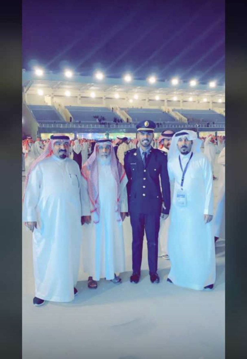 saodalsalm's tweet photo. مبروك تخرج الملازم: فهد سعود الحلفي المطيري من كليه الملك خالد العسكريه با الحرس الوطني https://t.co/U3mERSDWp4