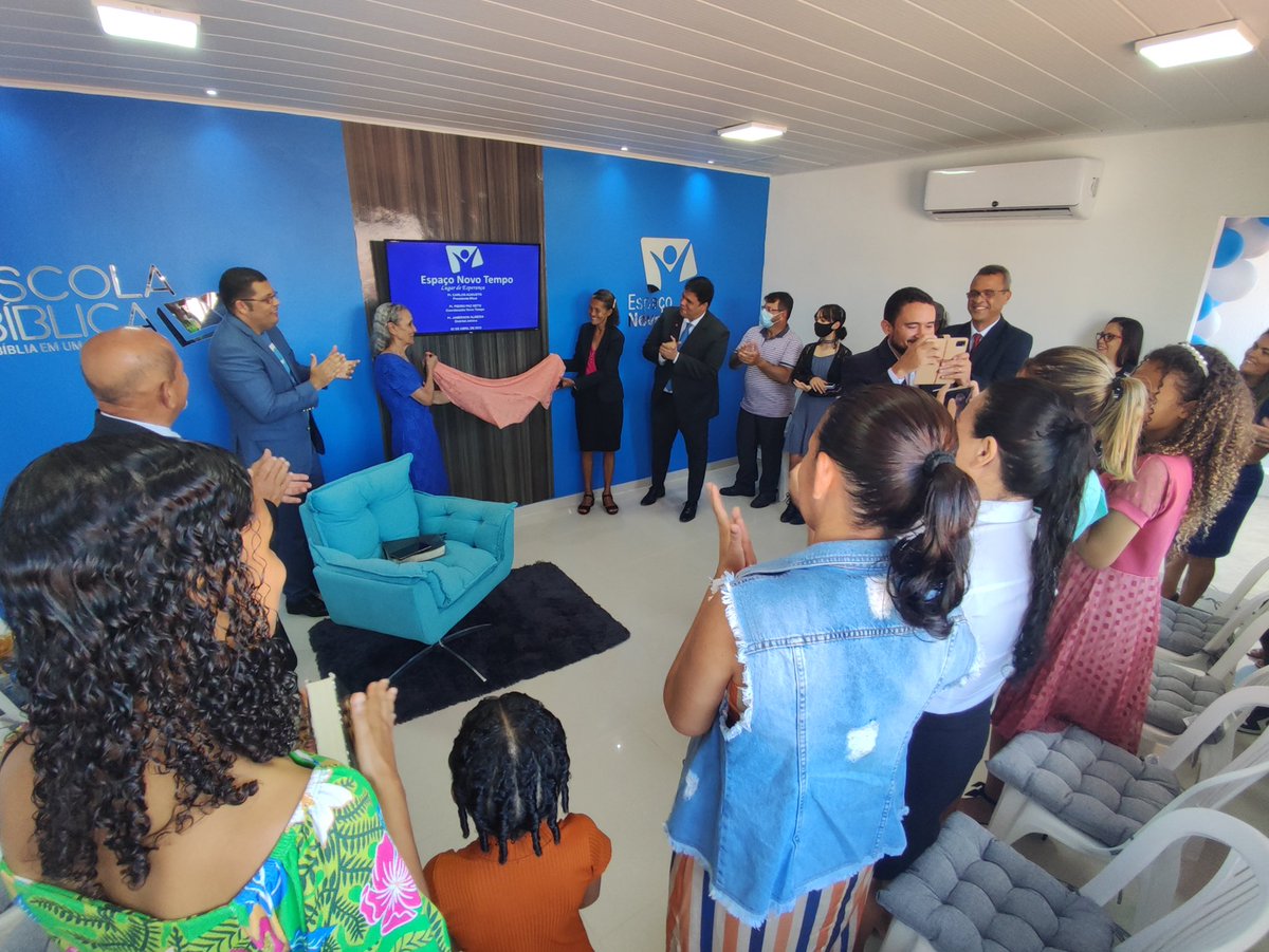📌 *IASD do Vergel* inaugurando o 15° Espaço Novo Tempo em nosso Estado. Só nesse bairro temos 400 alunos. 

_Em cada igreja uma Classe Bíblica em funcionamento, no distrito da Jatiuca!_

Tremendaço <a href="/prjamerson/">Jamerson Almeida</a> e <a href="/ppneto/">Pr Pedro Paz Neto</a>